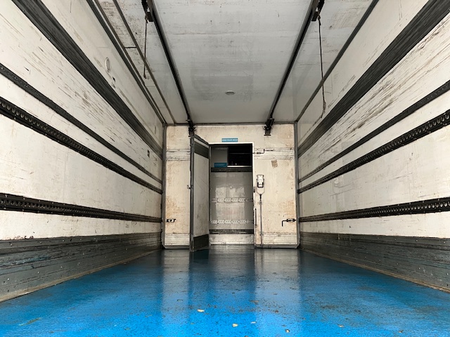 Mercedes Axor 1824 Day Cab Fridge Box