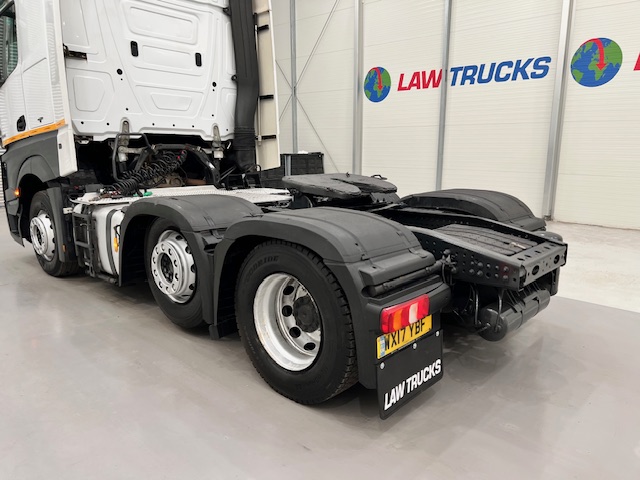 Mercedes Actros 2545 6×2 Midlift Tractor Unit