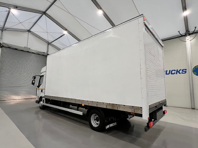 Renault Midlum 190 Sleeper Cab Box Van