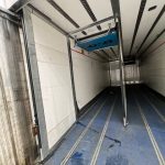 Mercedes Actros 2532 6×2 Rear Lift Day Cab Fridge Box - thumbnail