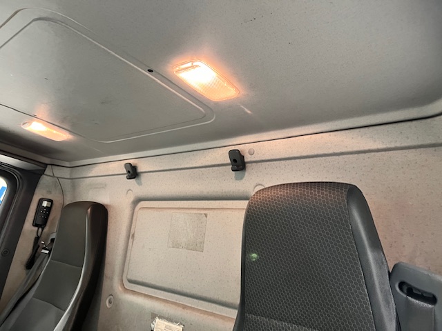 Scania P280 6×2 Rear Lift Day Cab Fridge Box