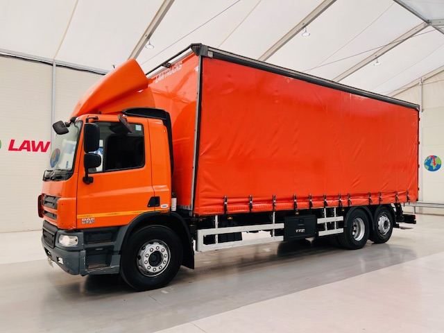DAF CF75 310 6×2 Rear Lift Day Cab Curtainsider