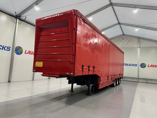 Kerbaid Miles Nunn Tri Axle Stepframe Enclosed Lowloader