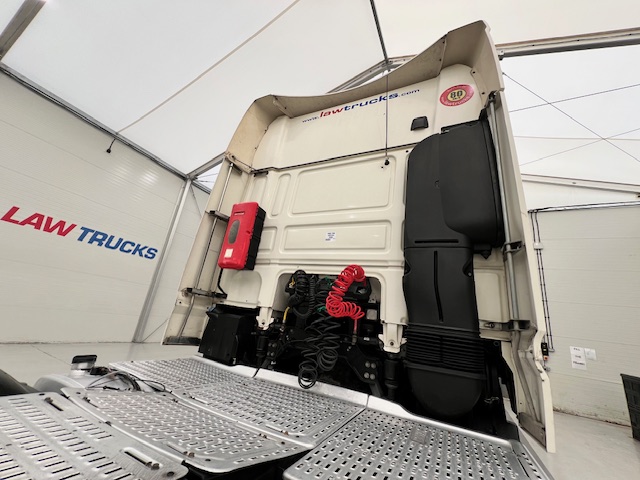 DAF XF 460 6×2 Midlift Tractor Unit