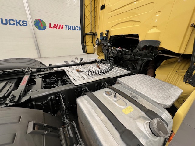 Scania R480 6×2 Midlift Topline Tractor Unit