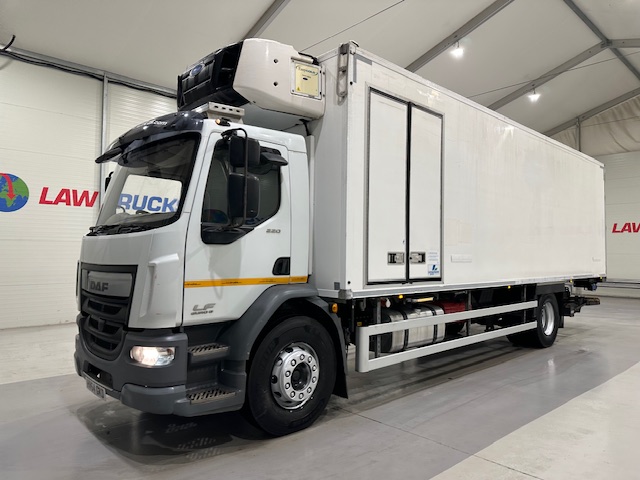 DAF LF 220 Day Cab Fridge Box