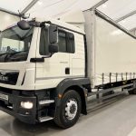 MAN TGM 18.250 4×2 Sleeper Cab Curtainsider - thumbnail