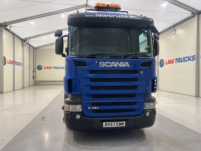 Scania R420 6×2 Rear Lift Brick Grab Drawbar