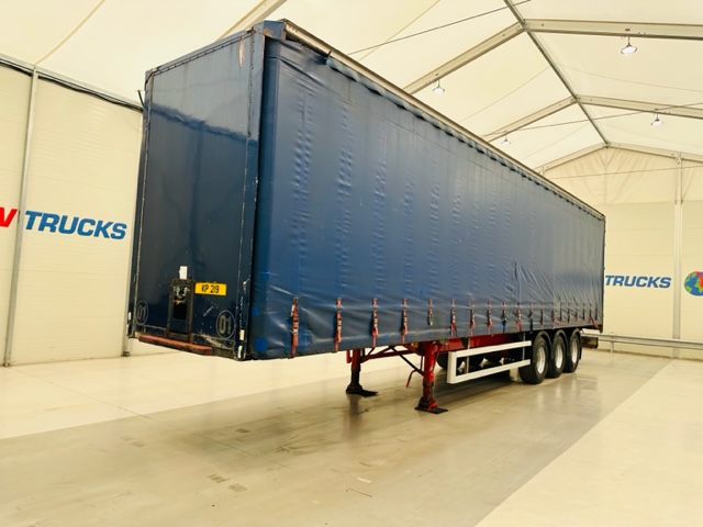 Montracon Tri Axle Curtainsider Trailer