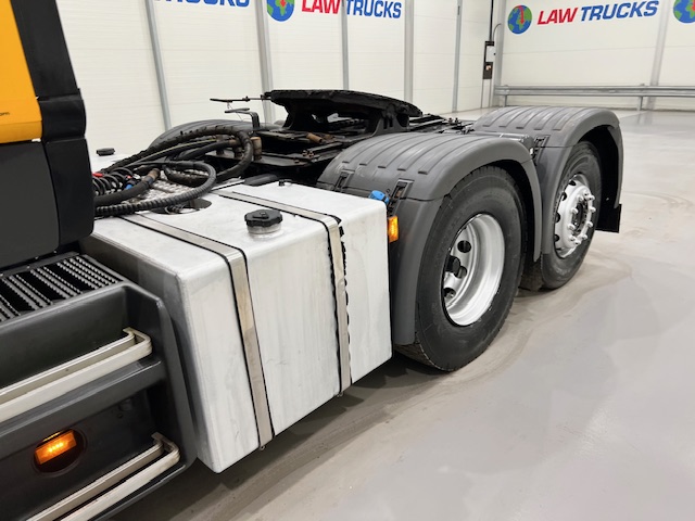 Scania R450 6×2 Rear Lift Tractor Unit PTO