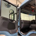Scania P320 6×2 10 Tyre Rear Lift Insulated Box Van - thumbnail