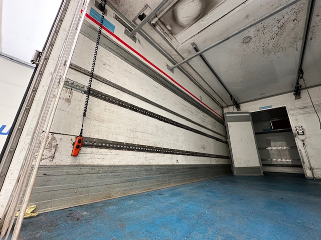 Mercedes Axor 1824 Day Cab Box Van