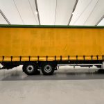 Mercedes Actros 2536 6×2 Sleeper Cab Curtainsider - thumbnail