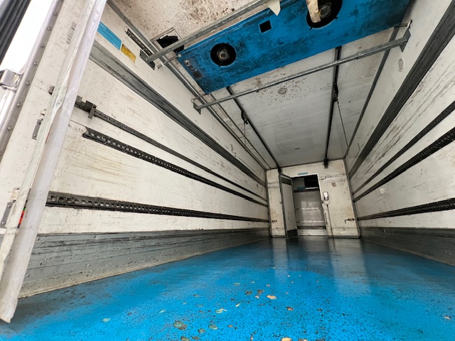 Mercedes Axor 1824 Day Cab Fridge Box