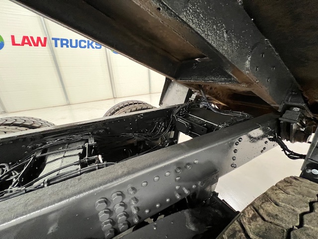 Scania P370 8×4 Sleeper Cab Tipper Manual