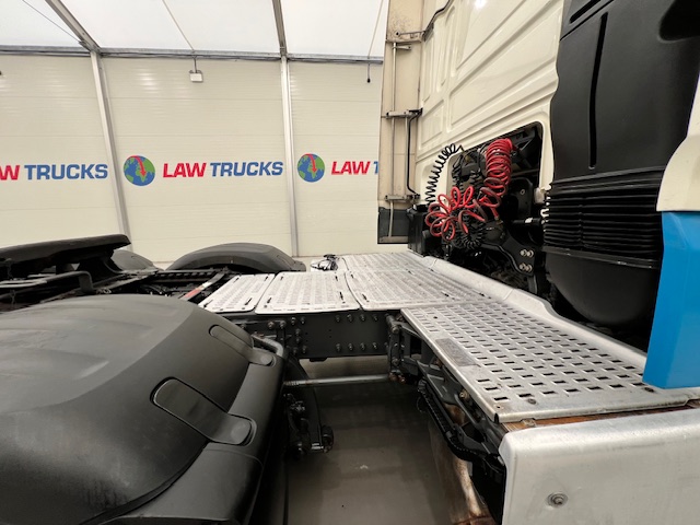 DAF XF 480 6×2 Midlift Tractor Unit