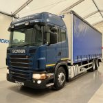 Scania G440 6×2 10 Tyre Sleeper Cab Curtainsider - thumbnail