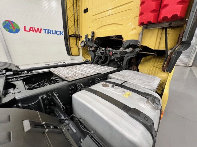 Scania R480 6×2 Midlift Topline Tractor Unit
