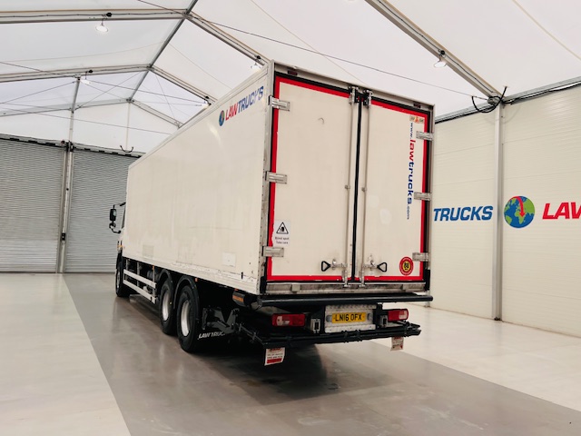 DAF CF 330 6×2 Rear Lift Fridge Box