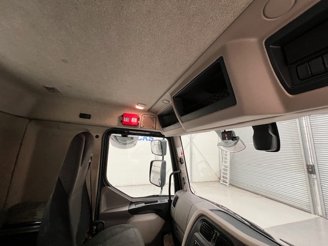 DAF LF 260 4×2 Rest Cab Tractor Unit