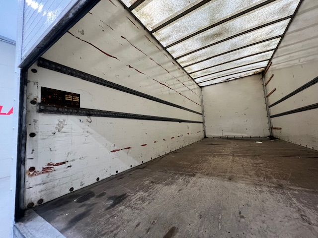 Renault Midlum 190 Sleeper Cab Box Van