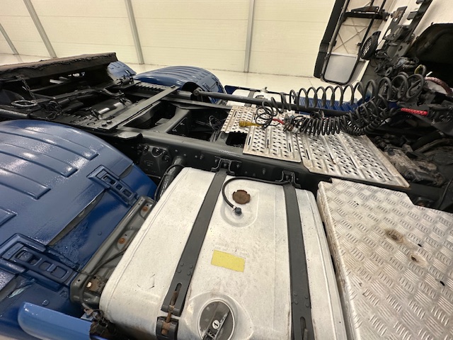 Scania R480 6×2 Midlift Tractor Unit Manual