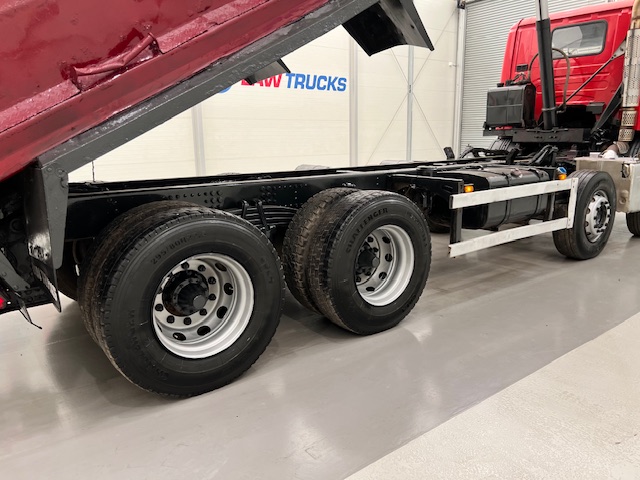 Scania G410 8×4 Rest Cab Steel Tipper