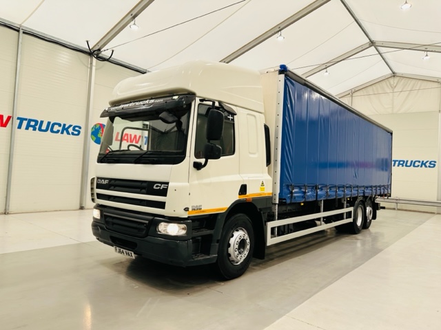 DAF CF75 310 6×2 Rear Lift Sleeper Cab Curtainsider