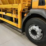 Volvo FE 240 4×2 Day Cab Gritter - thumbnail