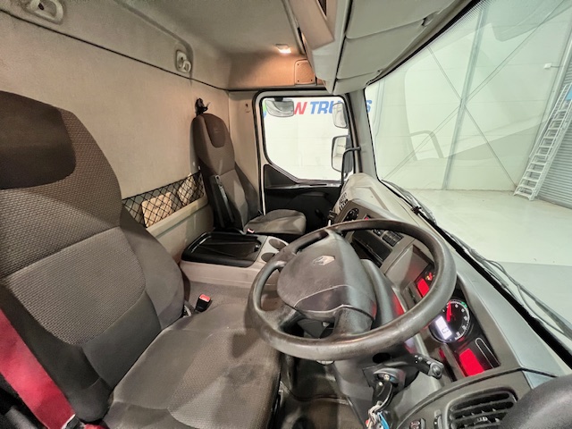 Renault Midlum 190 Day Cab Box Van