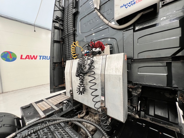 Volvo FH 500 6×2 Midlift Tractor Unit