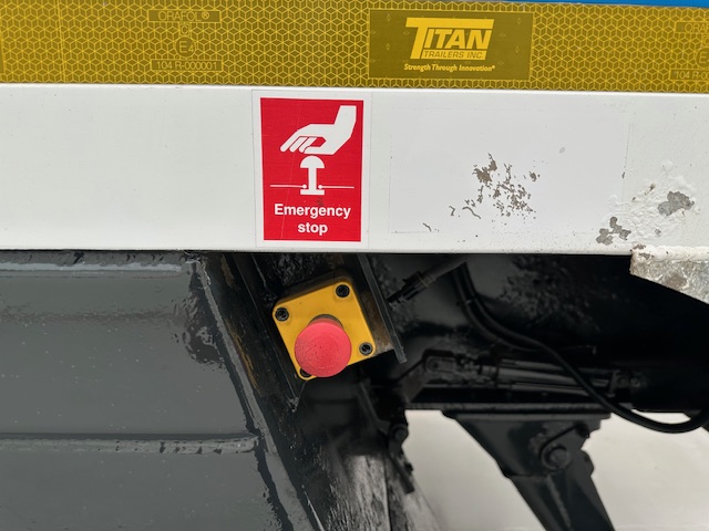 Titan Thinwall Walking Floor Aggregate Trailer