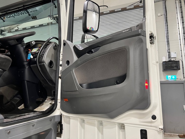 DAF XF 460 6×2 Space Cab Tractor Unit