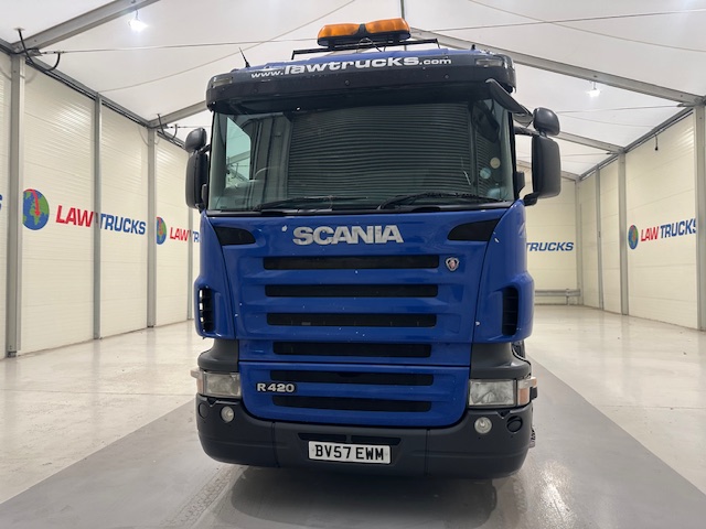 Scania R420 6×2 Rear Lift Brick Grab Drawbar