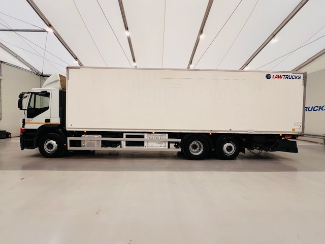 Iveco Stralis 310 AT 6×2 Fridge Box