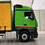 Mercedes Actros 2536 6×2 Sleeper Cab Curtainsider - thumbnail