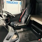 Mercedes 2543 6×2 10 Tyre Rear Lift Sleeper Cab Box Van - thumbnail
