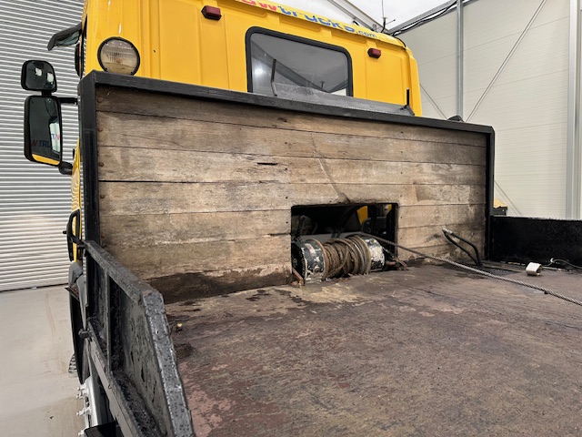 Scania 114 340 6×2 Rear Lift Day Cab Beavertail