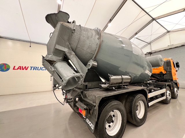 Hino 700 3241 8×4 Cement Mixer