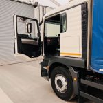 MAN TGM 18.250 Sleeper Cab Curtainsider - thumbnail