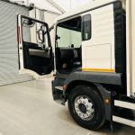 MAN TGM 18.250 Sleeper Cab Curtainsider - thumbnail