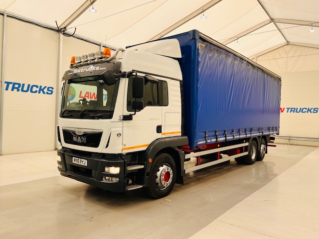 MAN TGS 26.340 6×2 Rear Steer Curtainsider