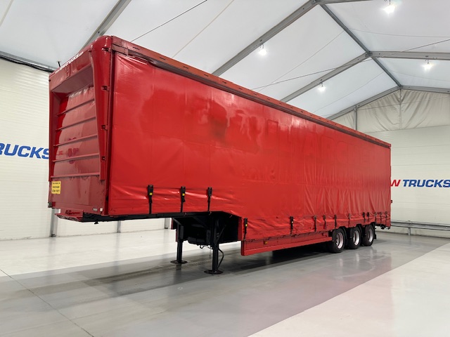 Kerbaid Miles Nunn Tri Axle Stepframe Enclosed Lowloader