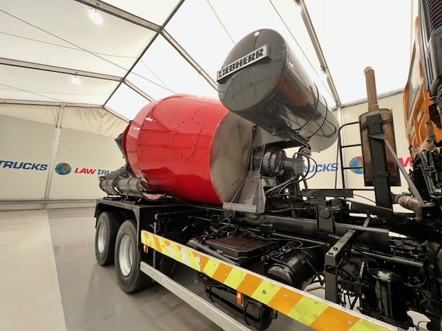 Hino 700 2813 6×4 Cement Mixer