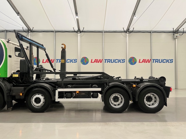 Scania G410 8×4 Rest Cab Hookloader Drawbar