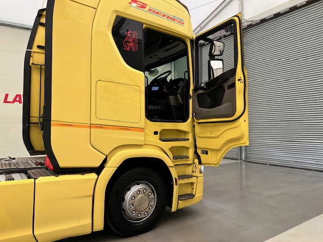 Scania S450 6×2 Midlift Highline Tractor Unit