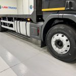 Scania P94 300 6×2 10 Tyre Rear Lift Flatbed - thumbnail