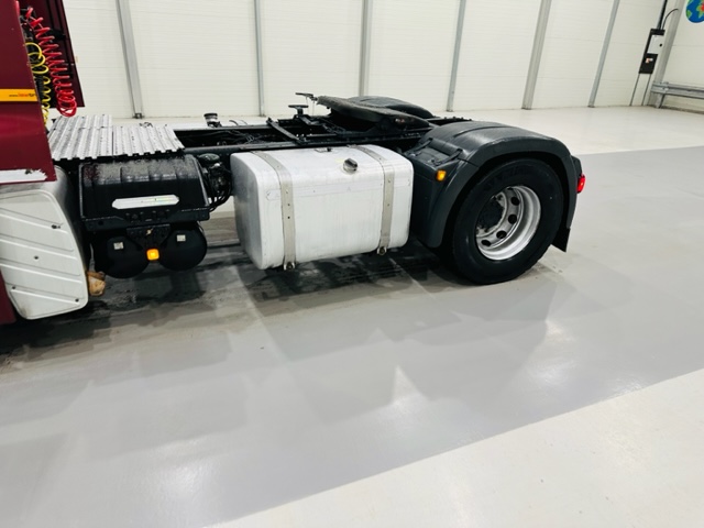 MAN TGA 18.480 XXL 4×2 Tractor Unit