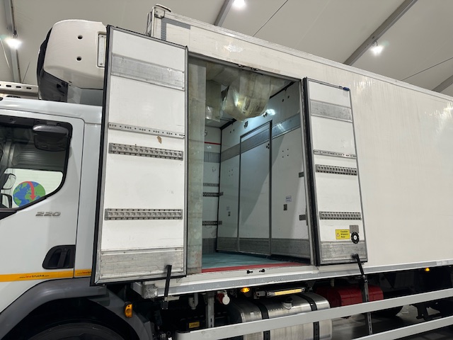 DAF LF 220 Day Cab Fridge Box
