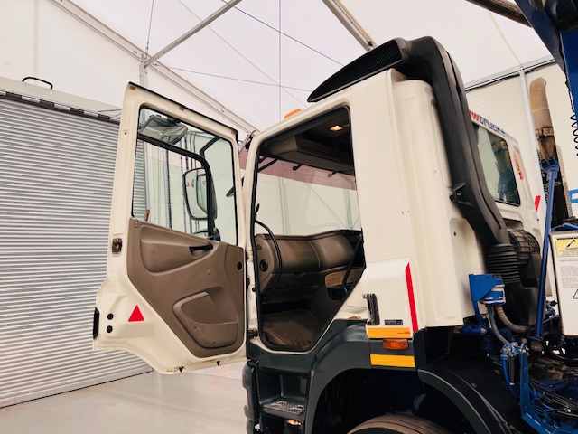 DAF CF85 410 8×4 Day Cab Hookloader Manual